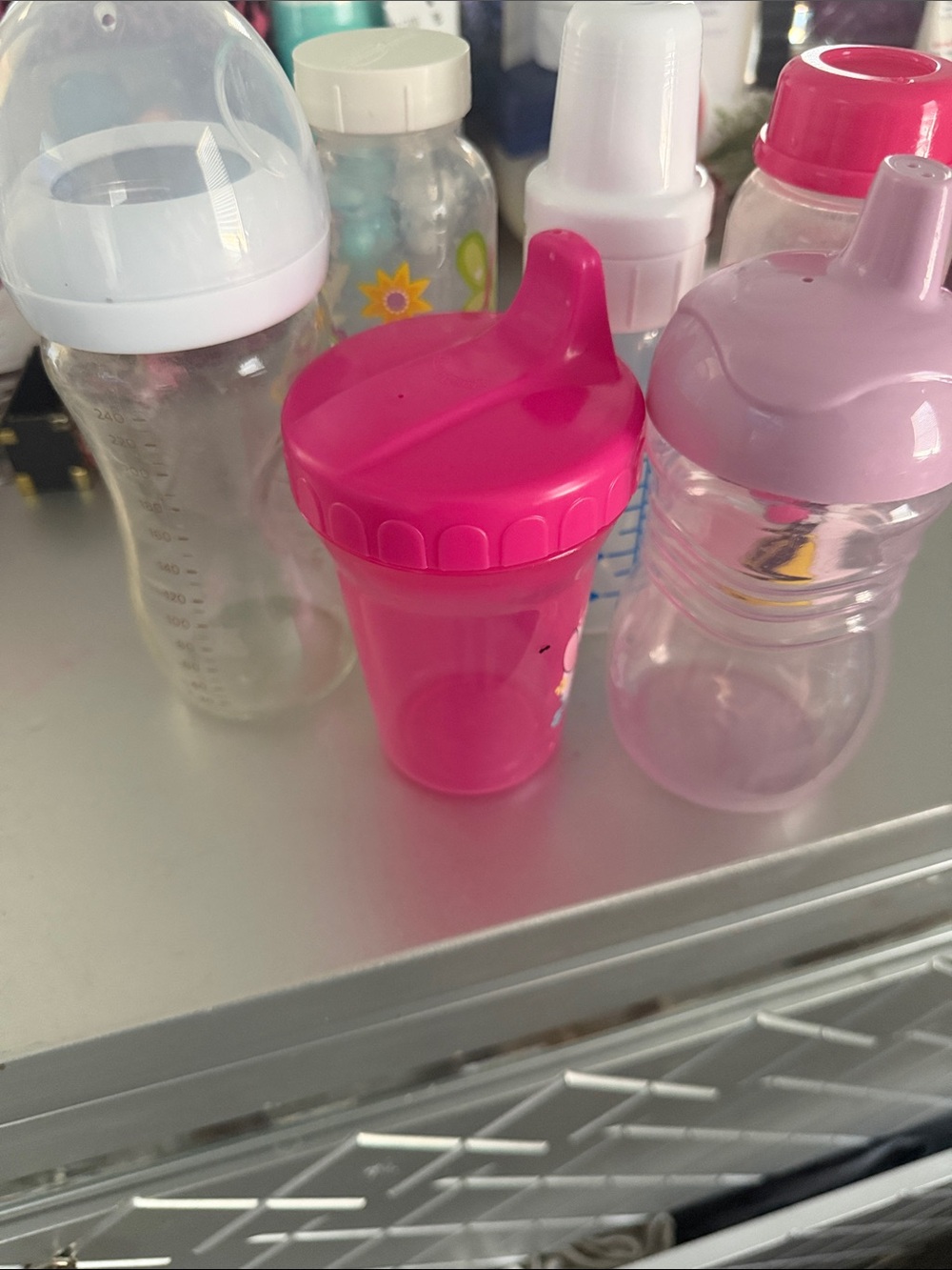 Nursing bottles / sippy cups